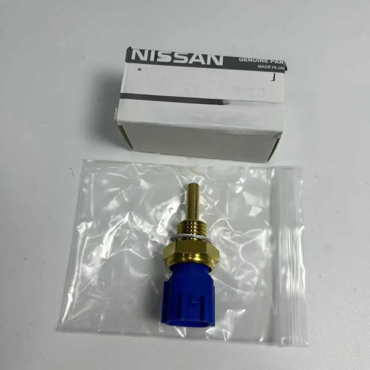 NISSAN 22630-4BB20 ENGINE COOLANT TEMPERATURE SENSOR